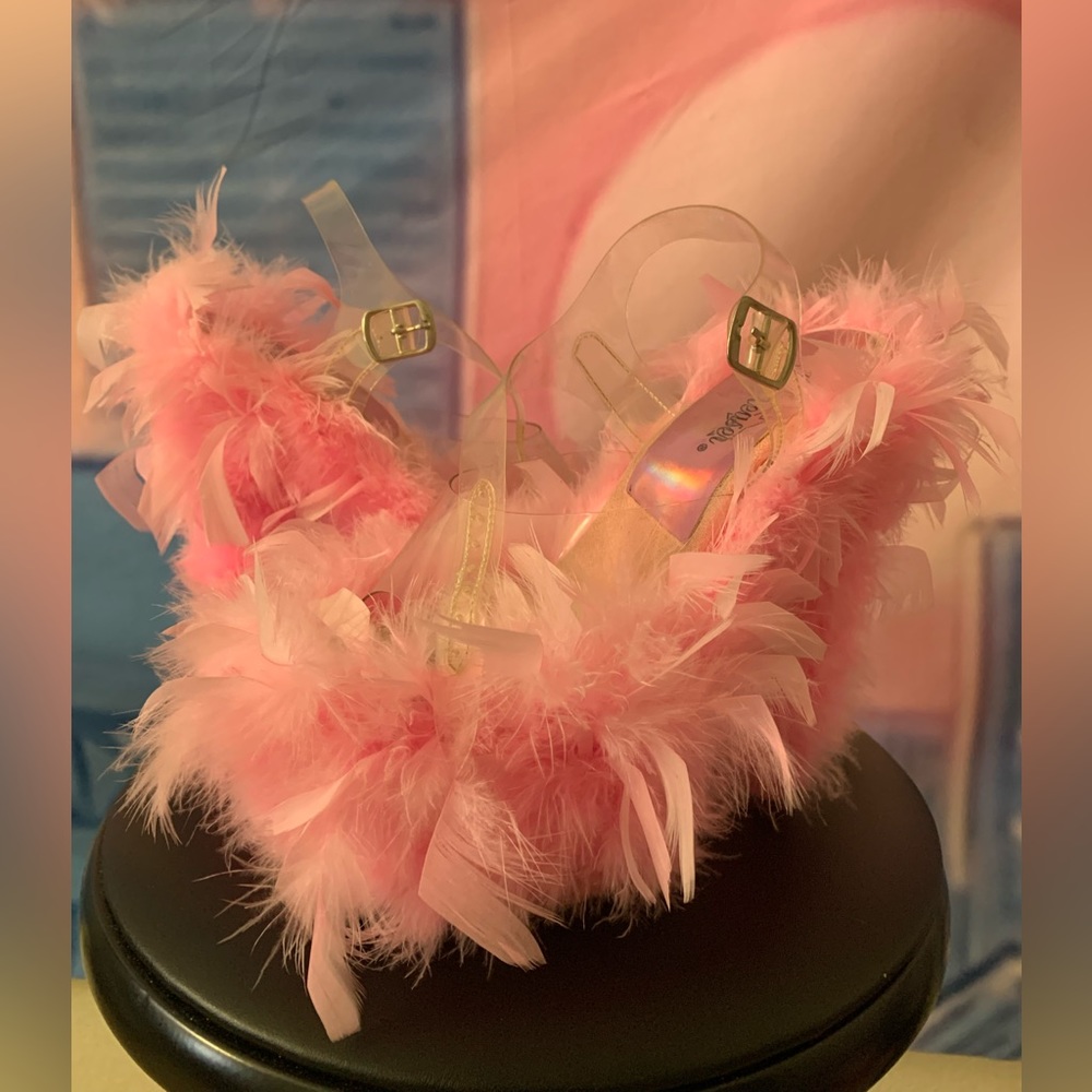 Flamingo fluff heels! Pleaser brand. Pink platform heels👠🤗🦩